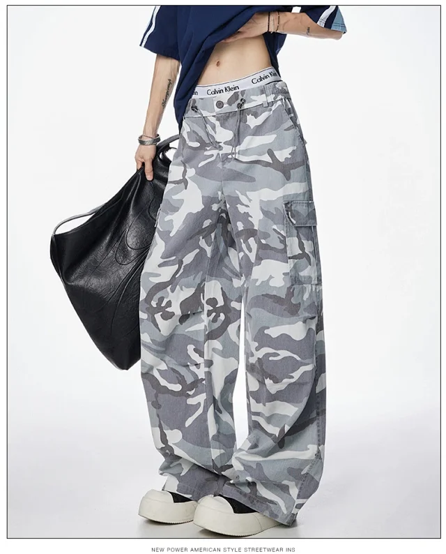 Unisex Retro Camo Cargo Pants Detail