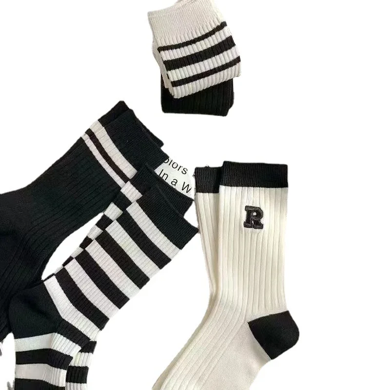 Women's Trendy Letter Crew Socks(5 Pairs)