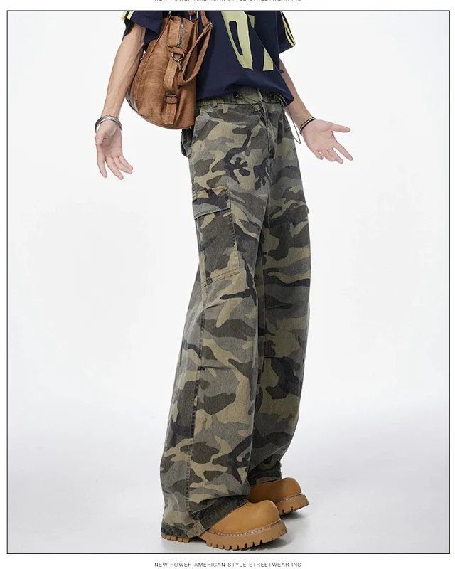 Unisex Retro Camo Cargo Pants Detail