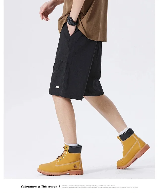 2025 Summer American Parachute Shorts for Men in Loose Straight Style with Multiple Pockets Detail