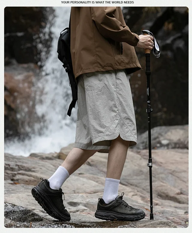 Men's Outdoor Waterproof Cargo Shorts Detail