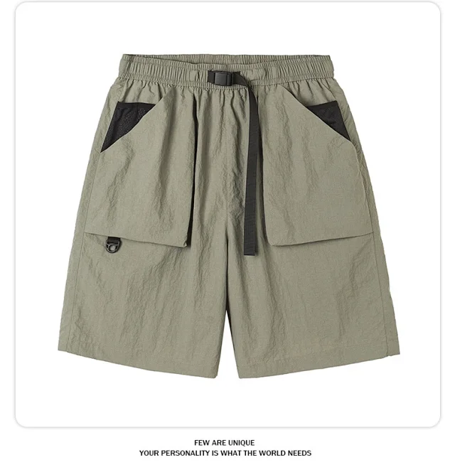 Men's Summer Loose Cargo Shorts Detail
