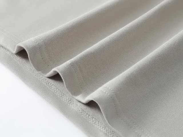 300G Men's Cotton Heavyweight T-Shirt Detail