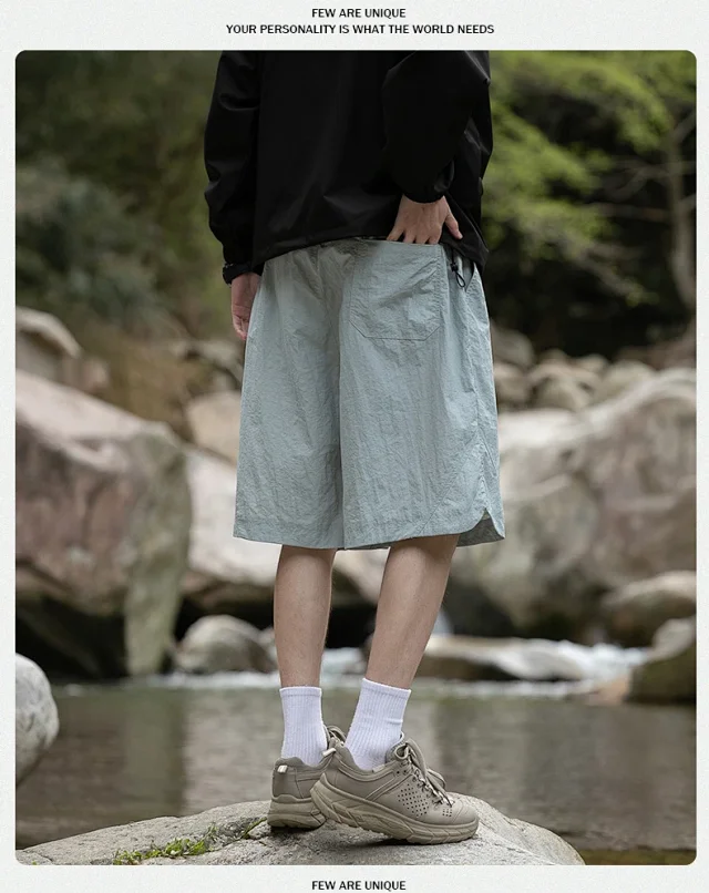 Men's Outdoor Waterproof Cargo Shorts Detail