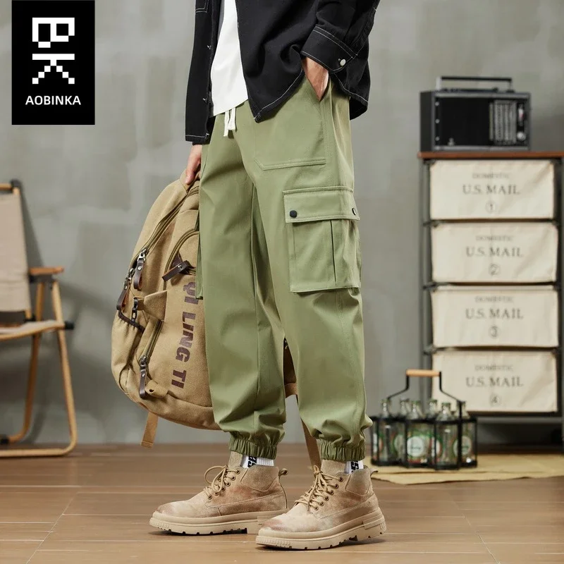 Men's Retro Cargo Joggers