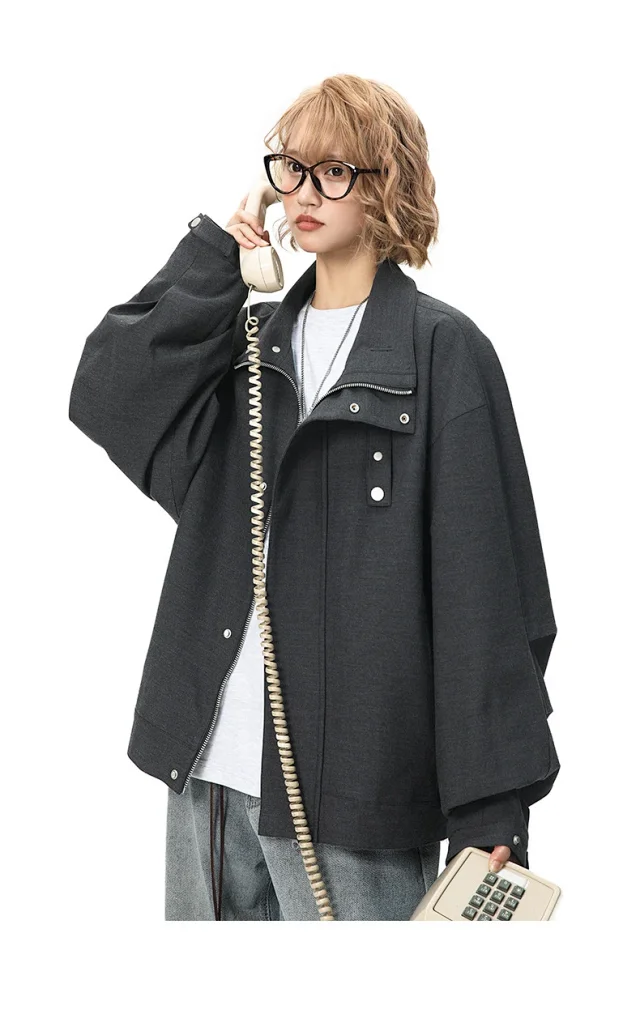 Men's Streetwear Bomber Jacket Detail