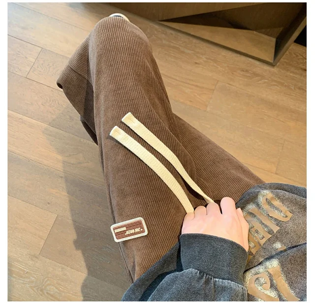Autumn New Japanese Retro Corduroy Wide Leg Pants for Men Detail