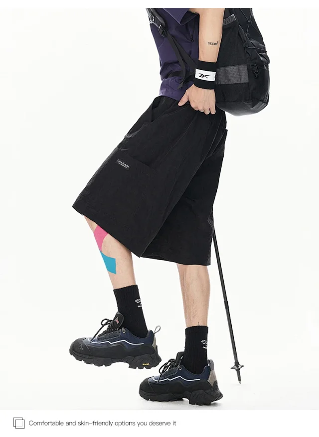 Men's Loose Straight Ice Silk Shorts Detail