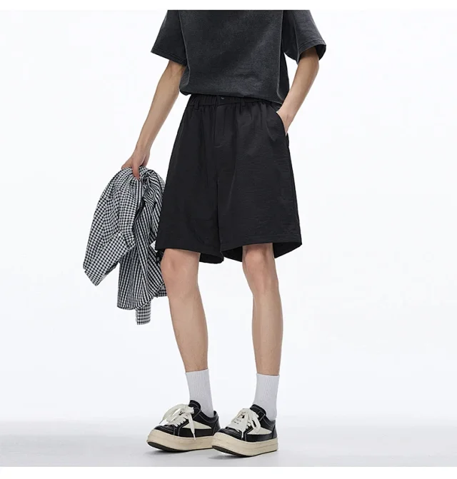 Men's Summer Sporty Loose Beach Shorts Detail