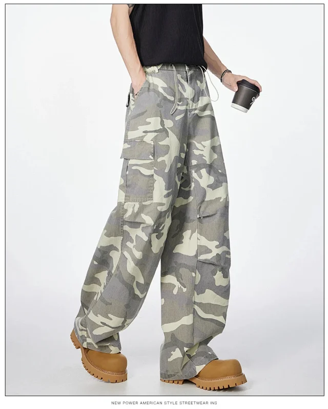 Unisex Retro Camo Cargo Pants Detail