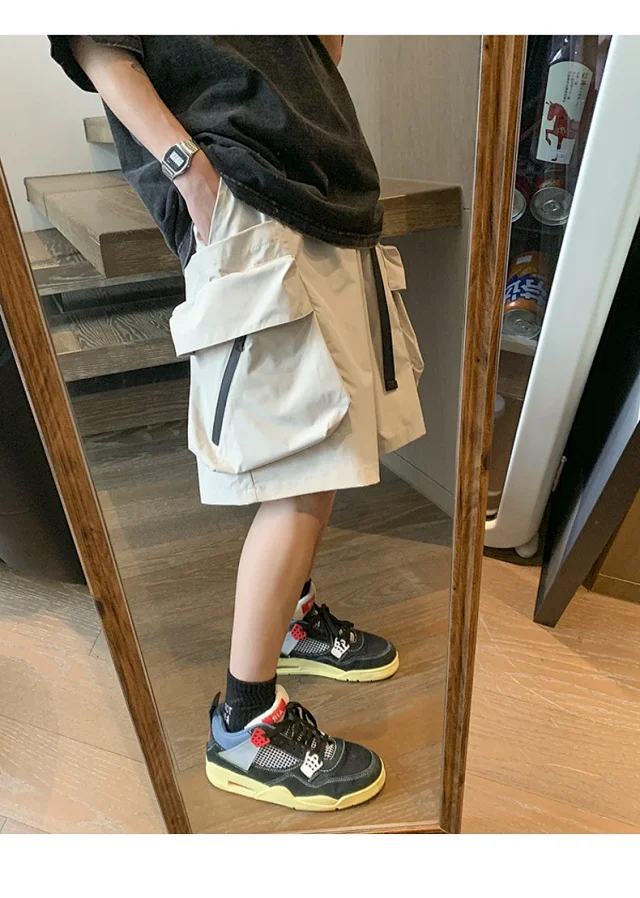 Japanese Streetwear Utility Shorts for Men Detail