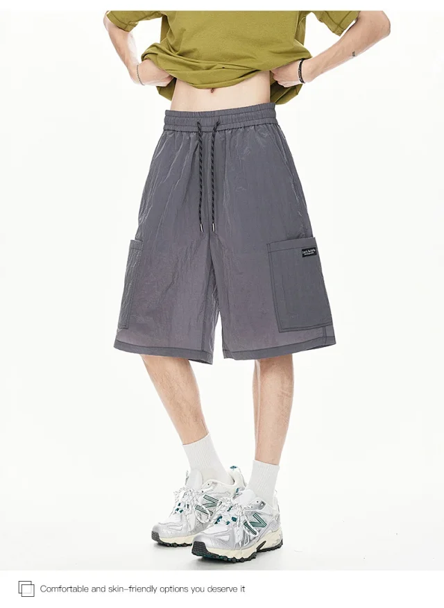 Men's Loose Straight Ice Silk Shorts Detail