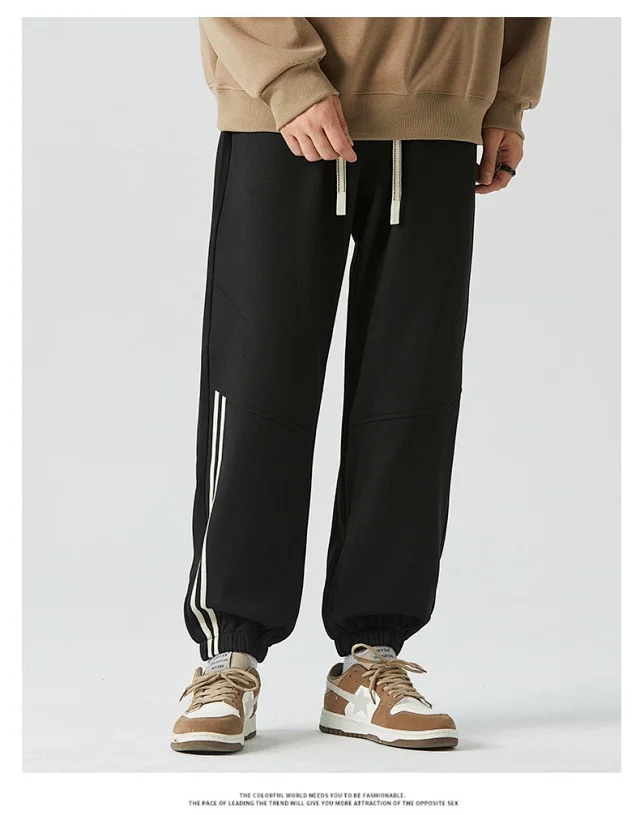 Men's Winter Casual Sweatpants Detail