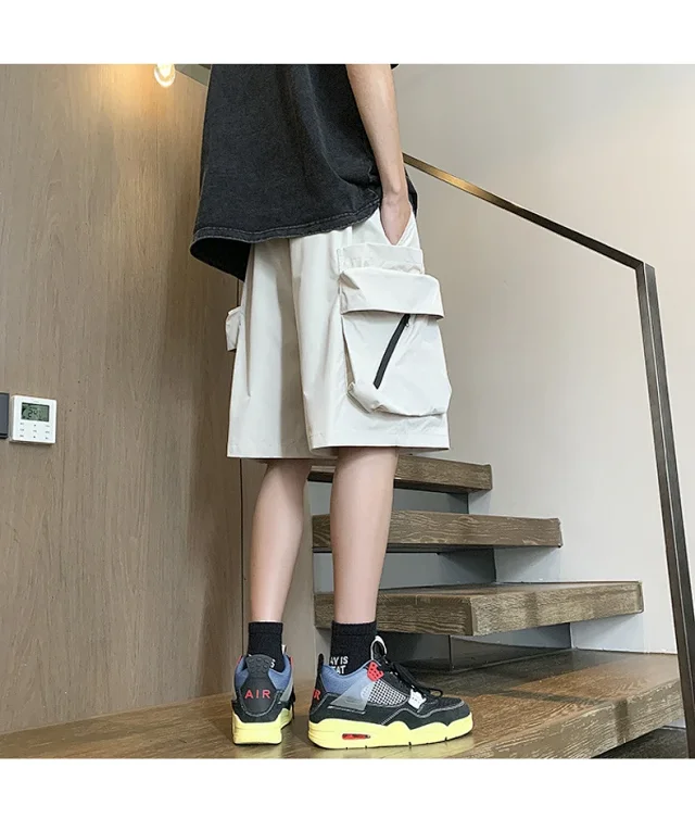 Japanese Streetwear Utility Shorts for Men Detail