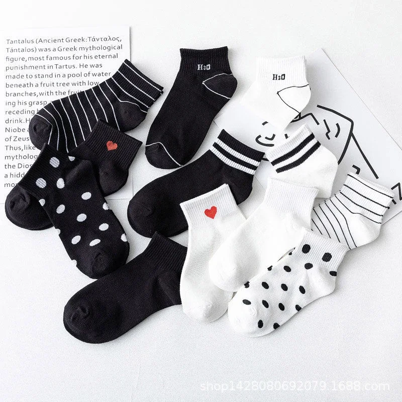 Korean Style White Ankle Socks（5 pairs）