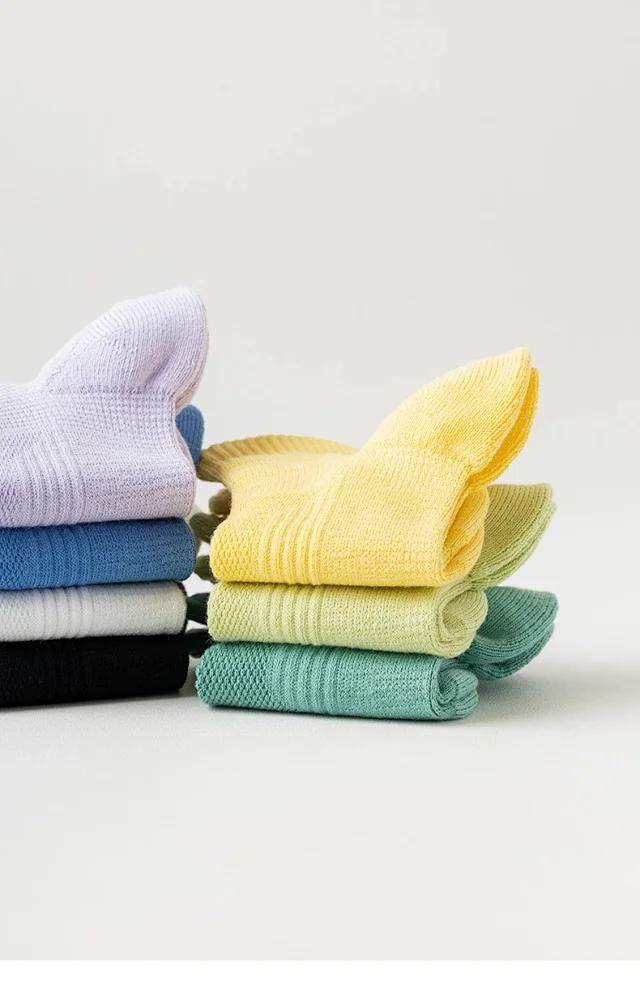 Ladies' Athletic Socks, Candy - Colored, Campus Style, Non - Slip Heel Detail