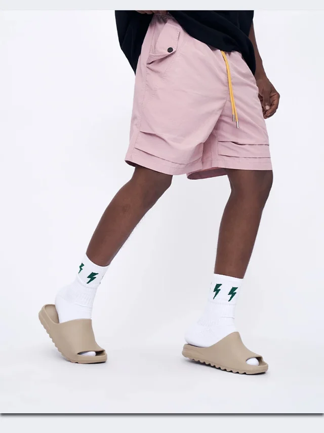 RFSD Men's | 2025 Spring-Summer Pleated Pocket Cargo Shorts Detail