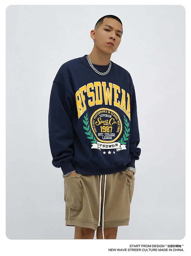 RFSD Men's | 2025 F/W New US Embossed Print Fleece Crewneck Sweatshirt Detail