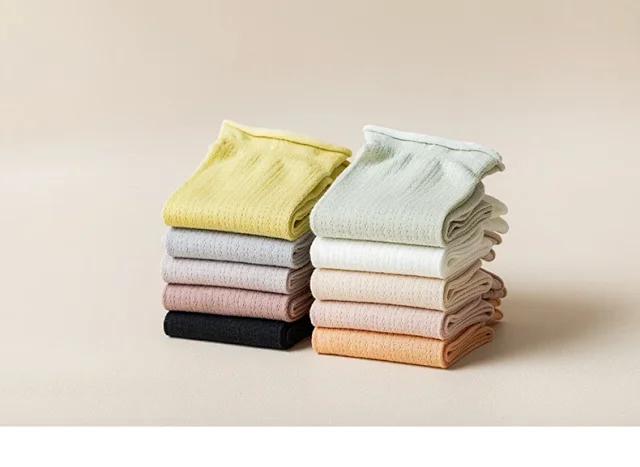 Summer Women's Mid-Calf Breathable Combed Cotton Solid College Style Ins Mesh Heap Socks Detail