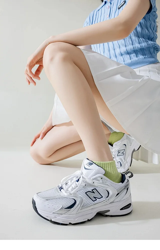 Ladies' Athletic Socks, Candy - Colored, Campus Style, Non - Slip Heel Detail