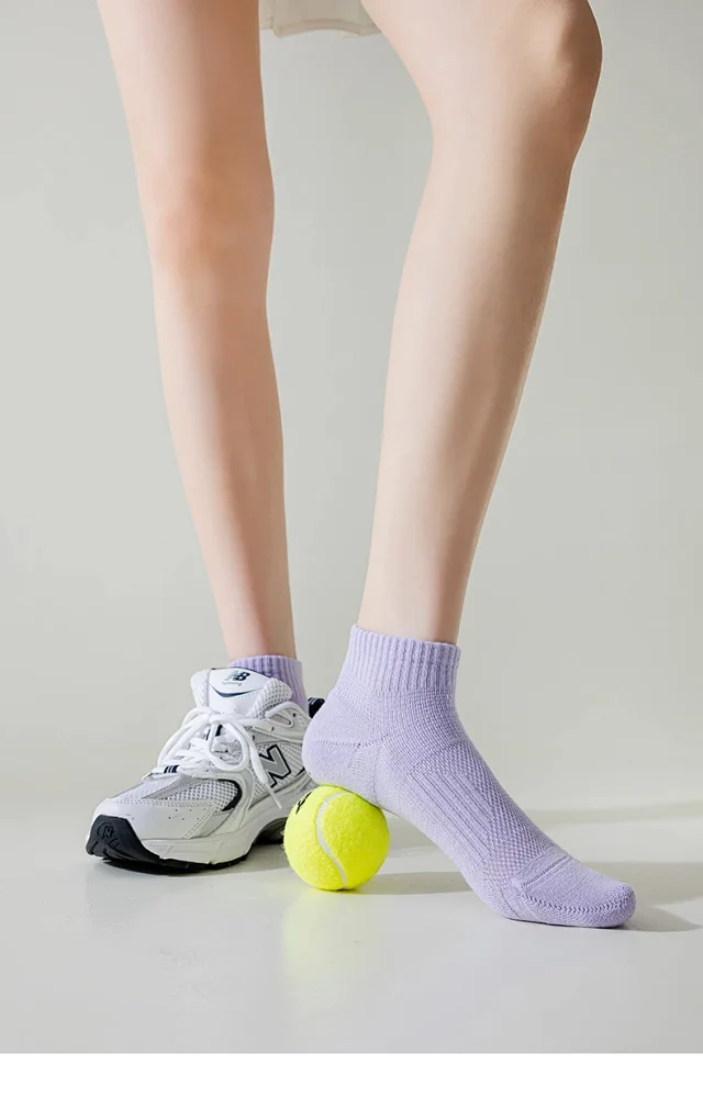 Ladies' Athletic Socks, Candy - Colored, Campus Style, Non - Slip Heel Detail