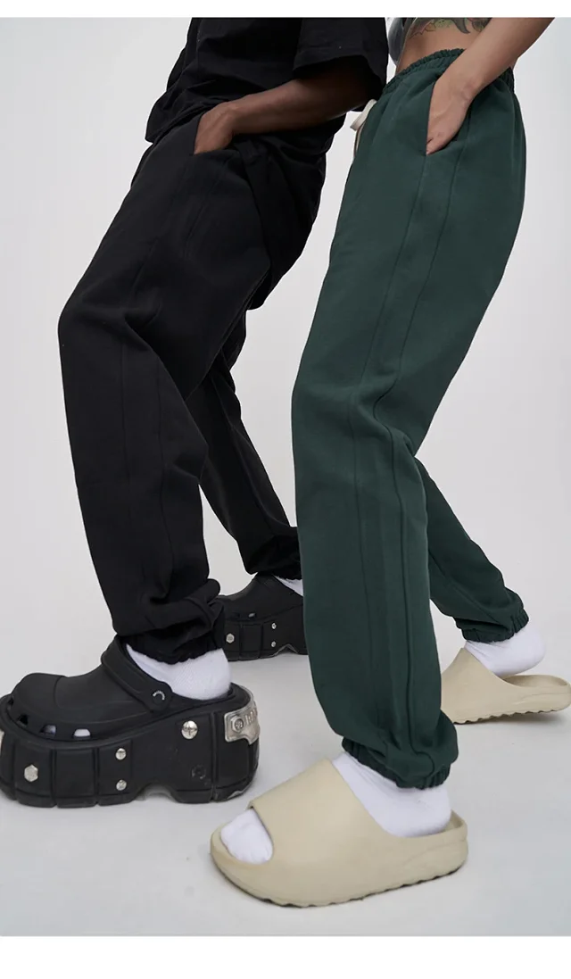 RFSD Men's 2025 Fall/Winter Earth Tone 420G Loose Straight Sweatpants Detail