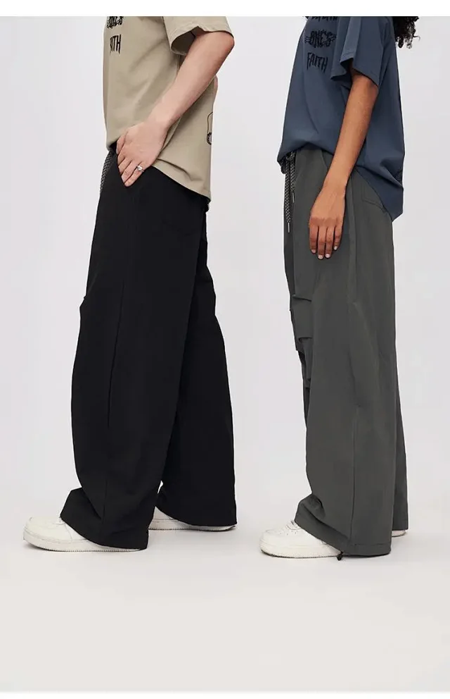 RFSD Men's 2025 Pleated Trousers Detail