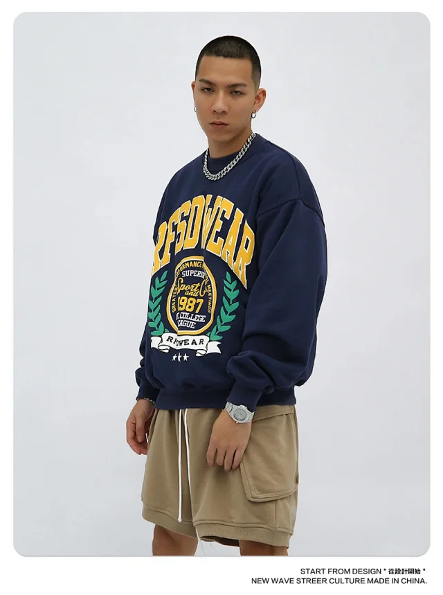 RFSD Men's | 2025 F/W New US Embossed Print Fleece Crewneck Sweatshirt Detail