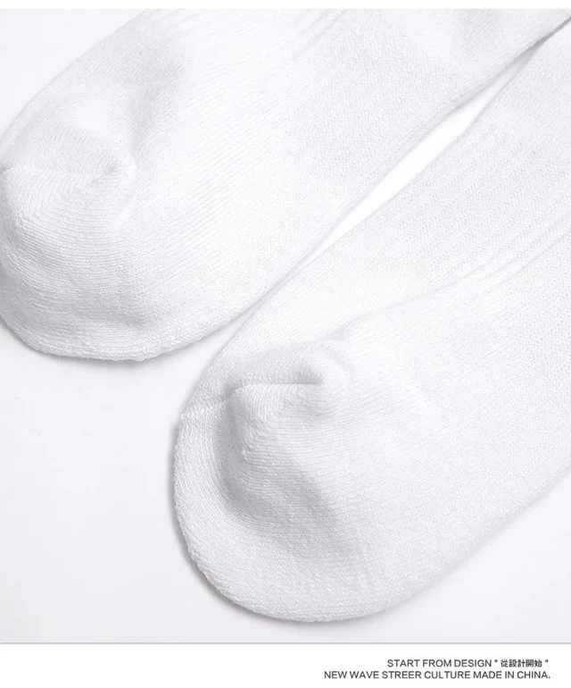RFSD Accessories | 2025 Autumn/Winter New Street Contrast Color Socks Trendy Patchwork Sports Long Socks for Men Detail