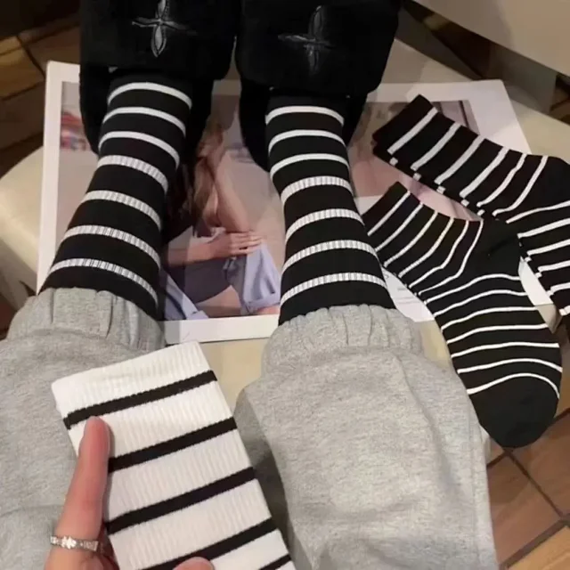 Women's Anti-slip Cotton Sports Socks(5 Pairs) Detail