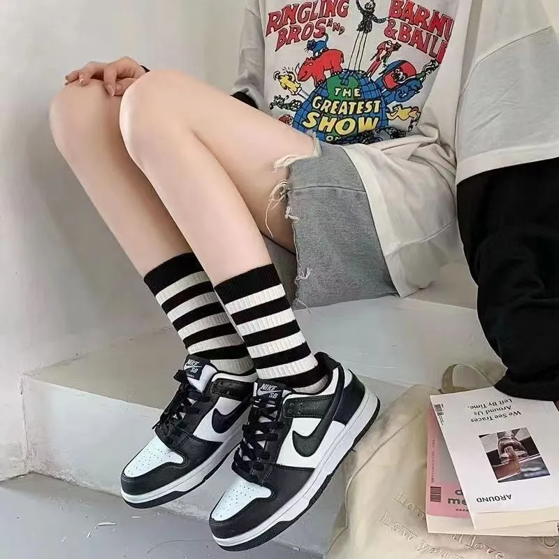 Women's Trendy Letter Crew Socks(5 Pairs)
