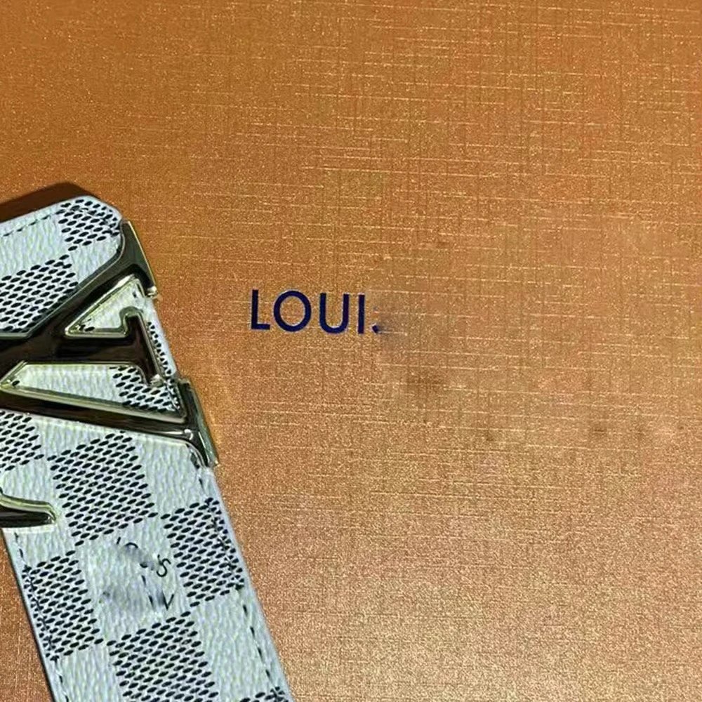 White grid gold buckle