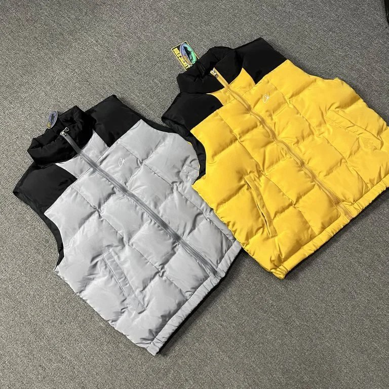 Corteiz Diamond Quilted Bomber Jacket Black - 40