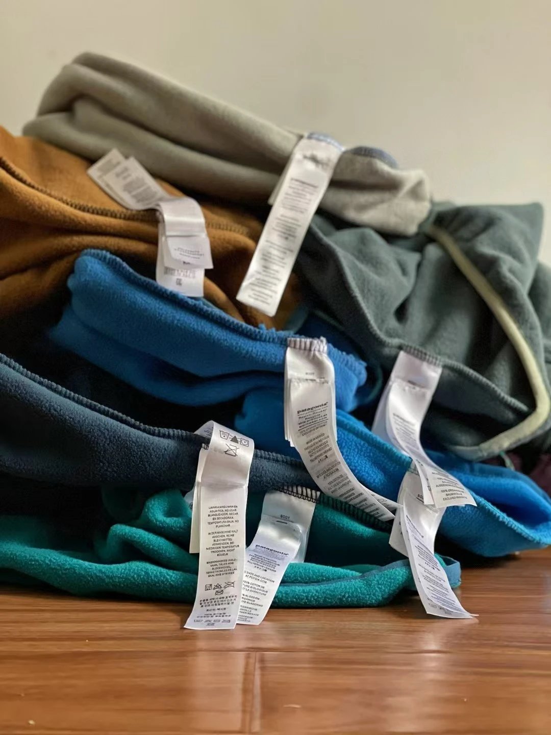 Patagonia Better Sweater Fleece Jacket Navy and Camel Half-Zip - 20