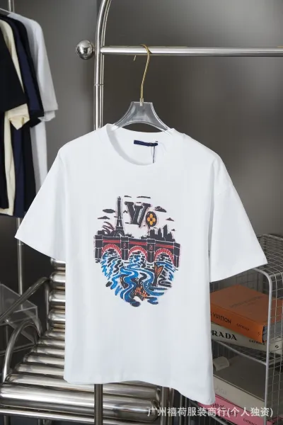 Louis Vuitton Paris Cityscape Graphic Print White T-Shirt - 1