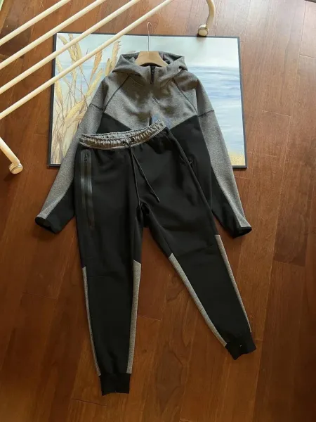 Design Color-Block Hoodie and Joggers Set Black / Gray - 1