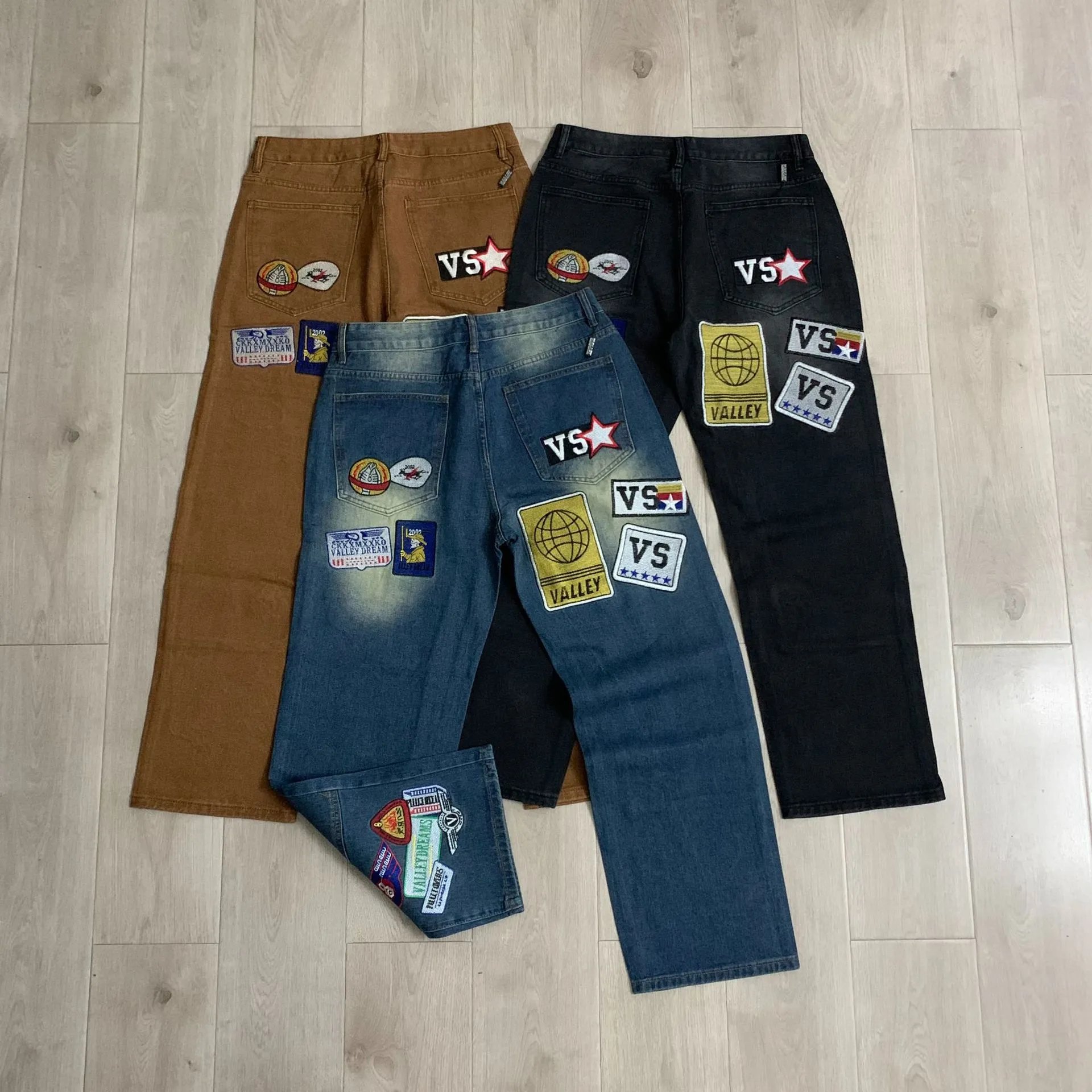 Rhinestone Embroidery Straight Jeans photo 7