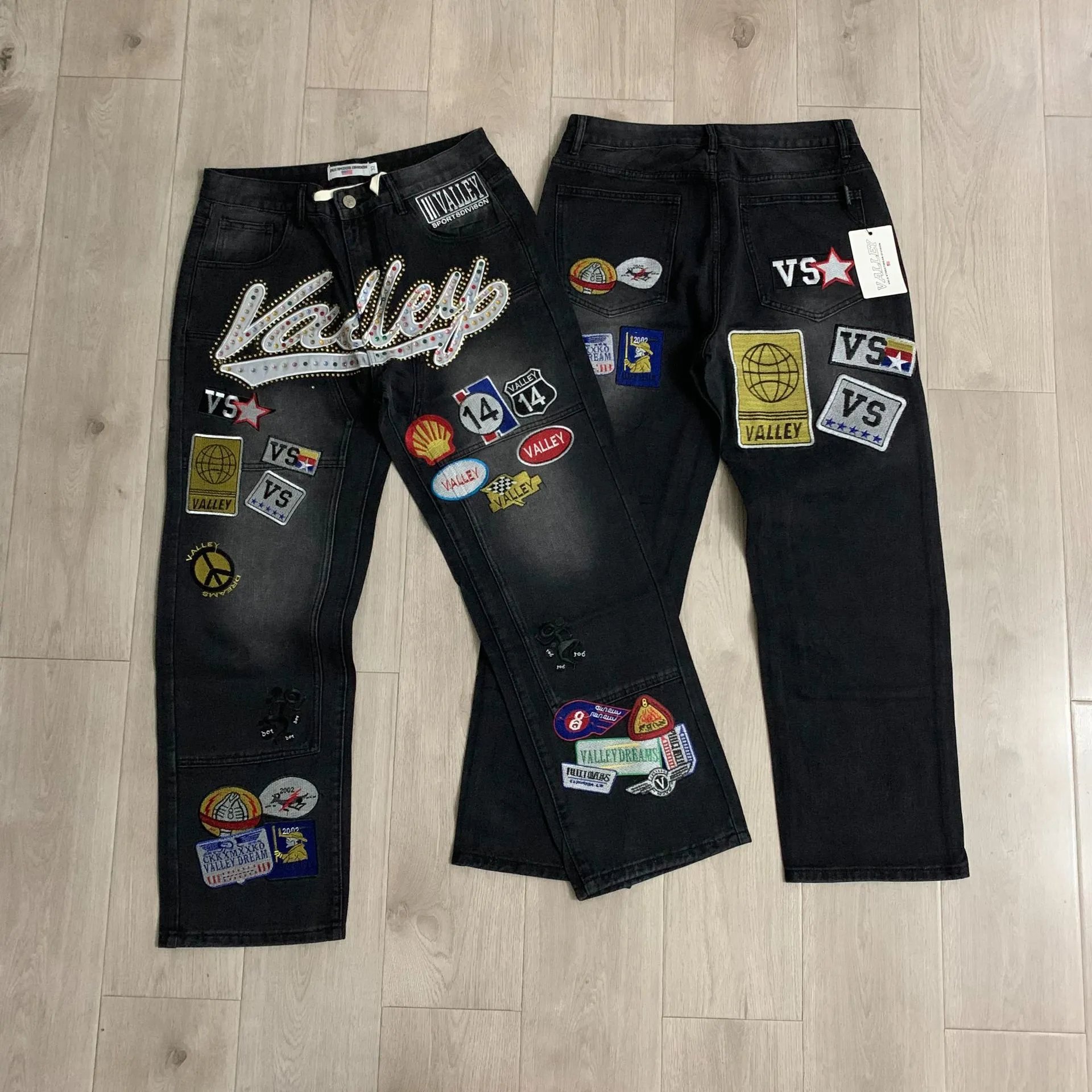 Rhinestone Embroidery Straight Jeans photo 3