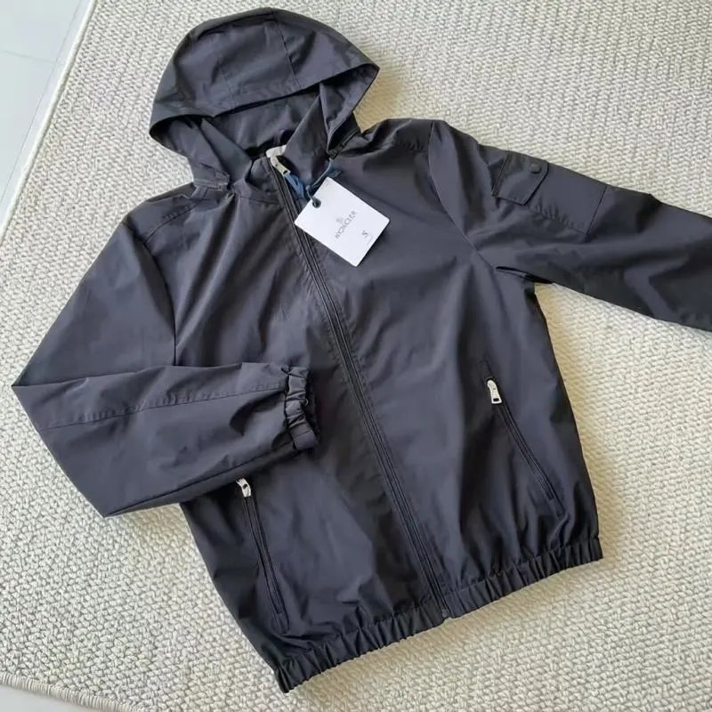 Hooded Jacket photo 3