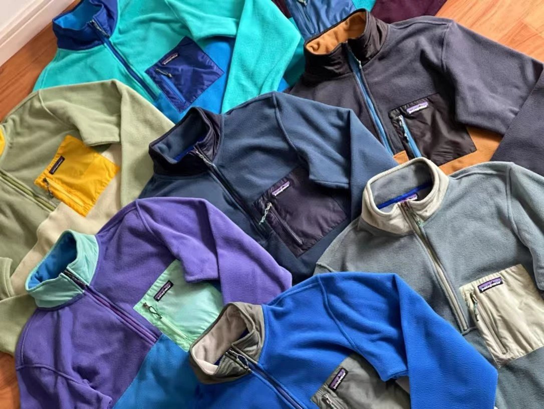 Patagonia Better Sweater Fleece Jacket Navy and Camel Half-Zip - 17