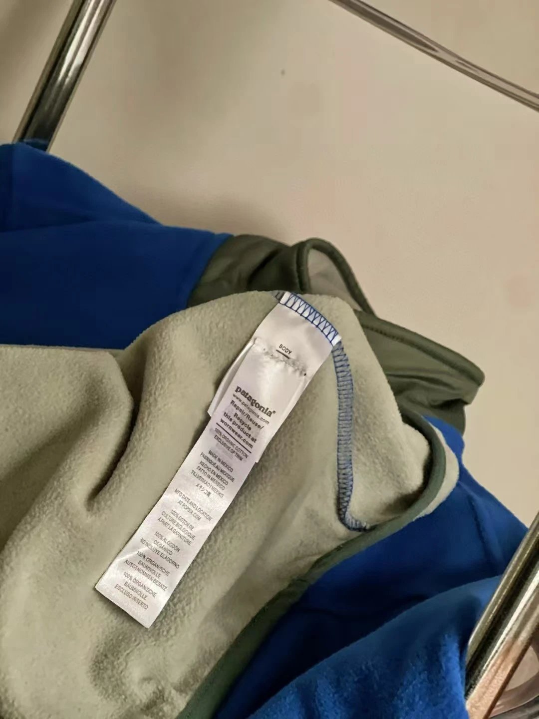 Patagonia Better Sweater Fleece Jacket Navy and Camel Half-Zip - 31