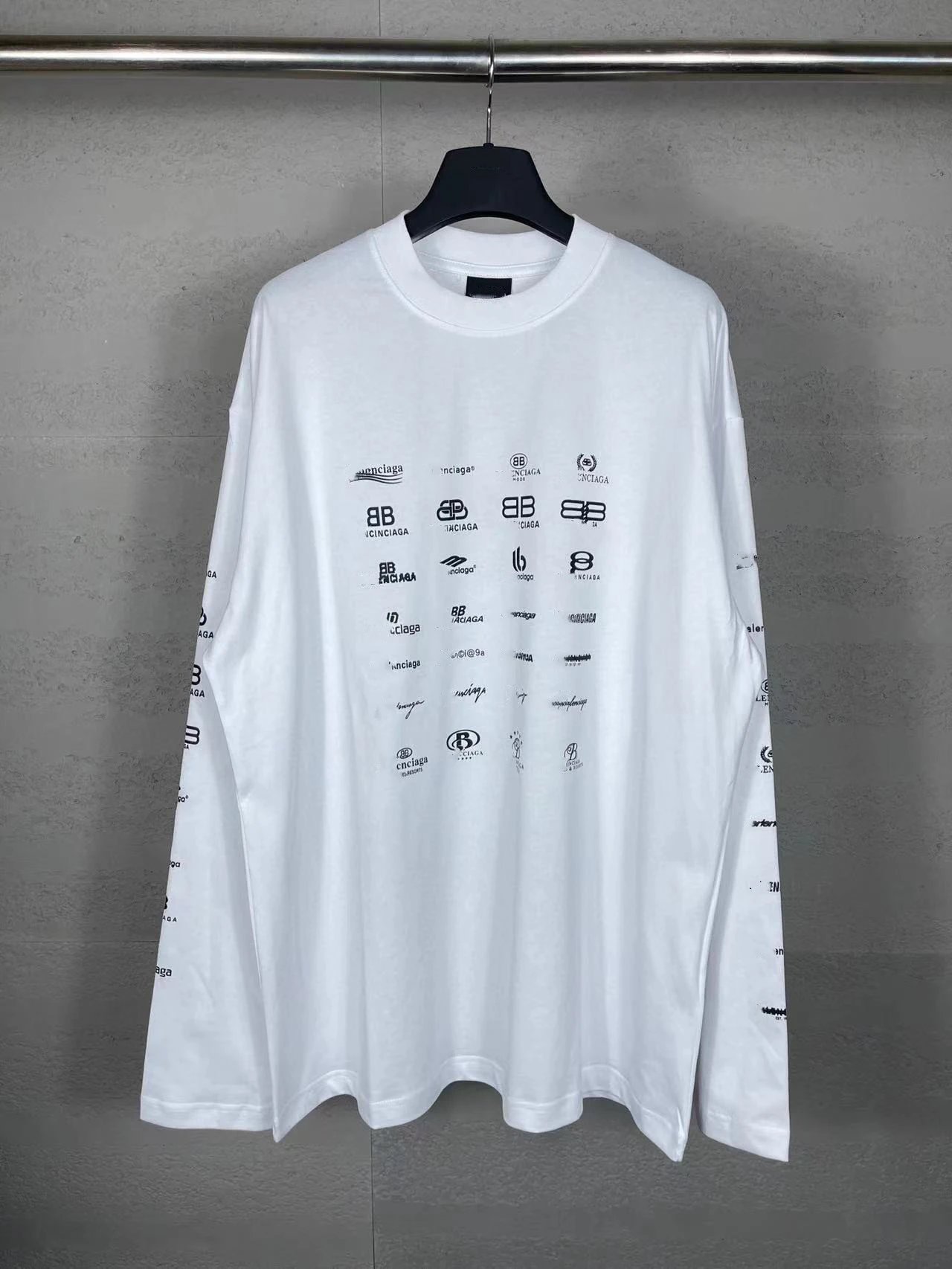 Balenciaga Logo Print Oversized Long-Sleeve T-Shirt White - 1