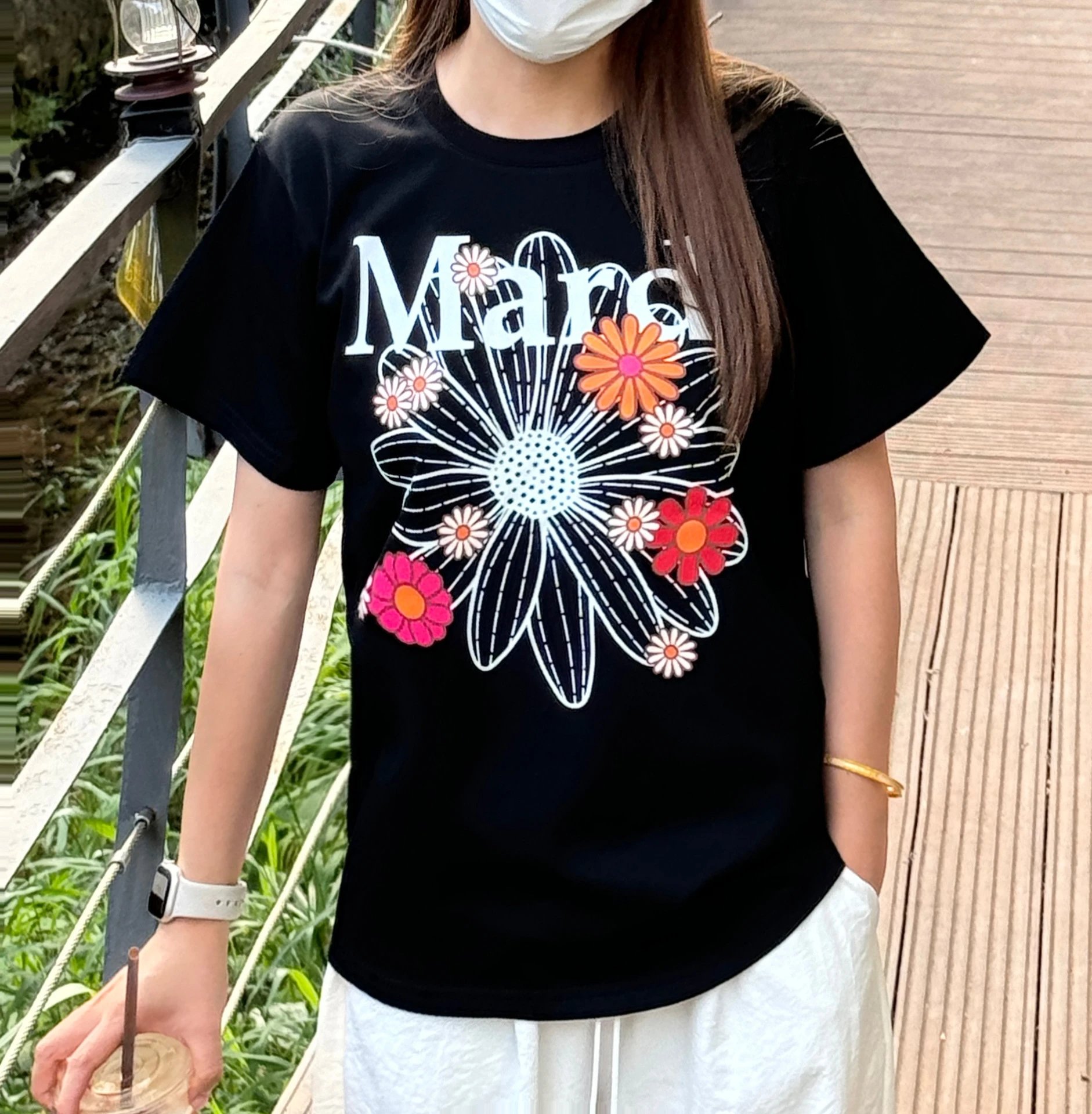 002黑色白多花