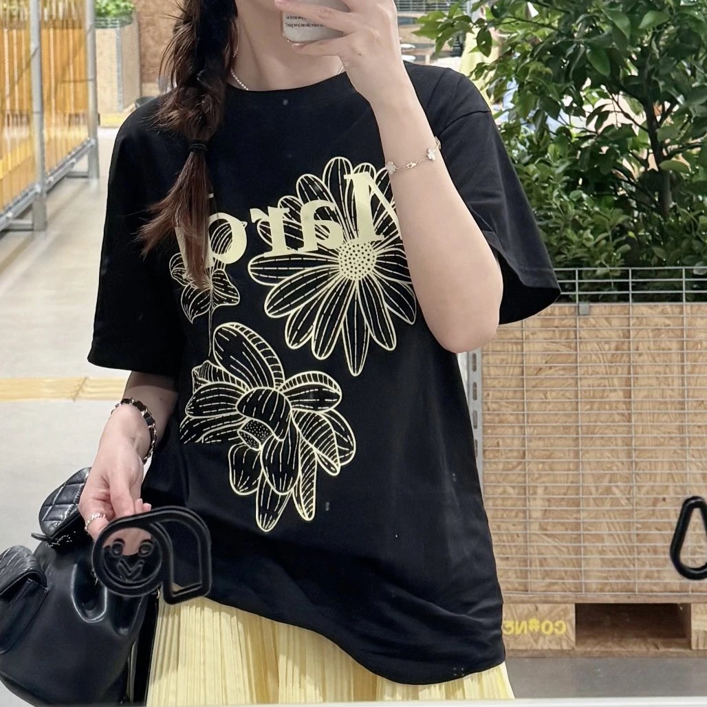 003三朵花黑黄色