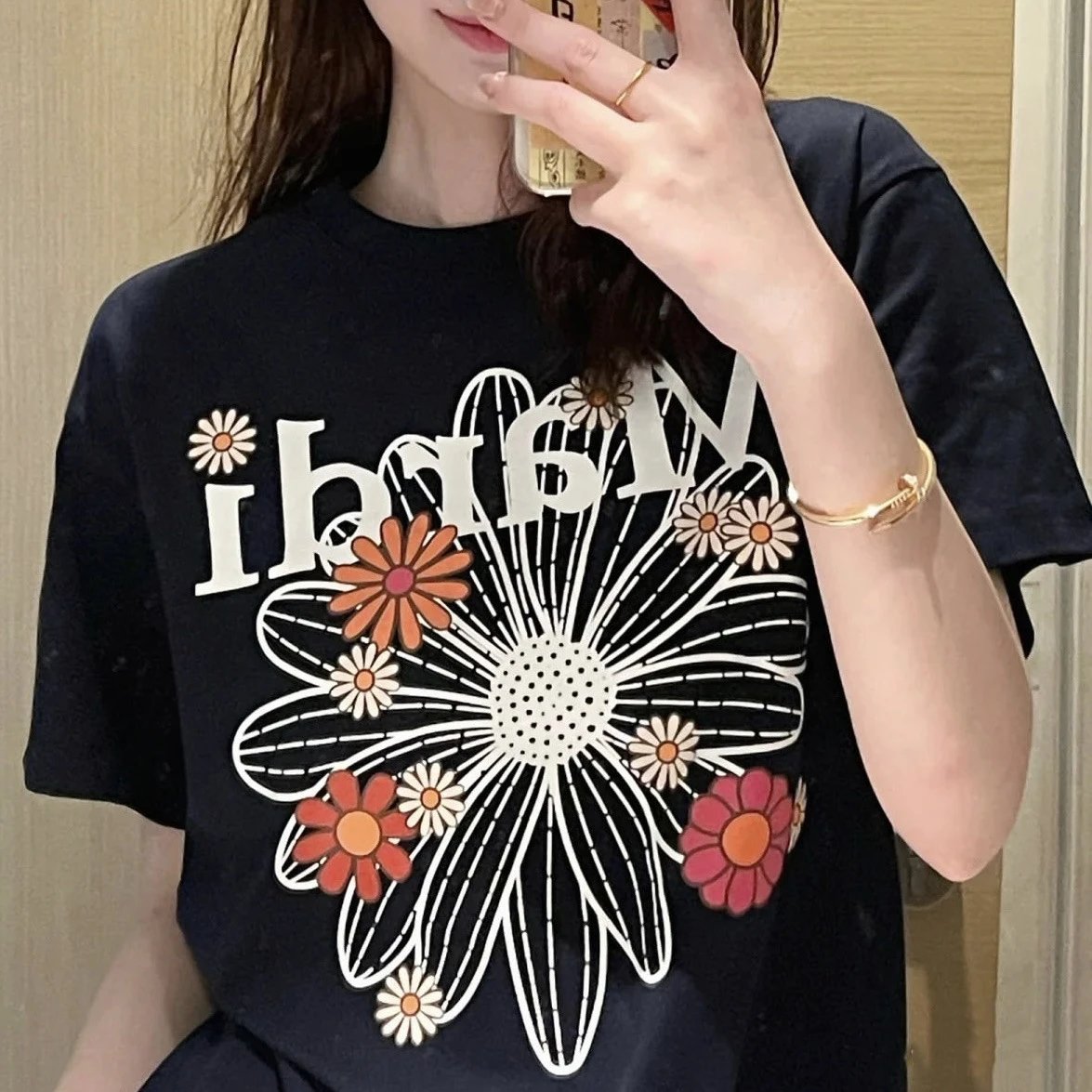 002藏青色白多花