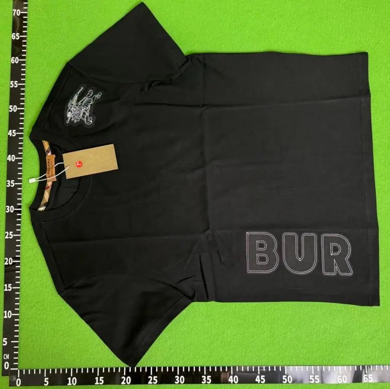 Burberry T-shirt -17