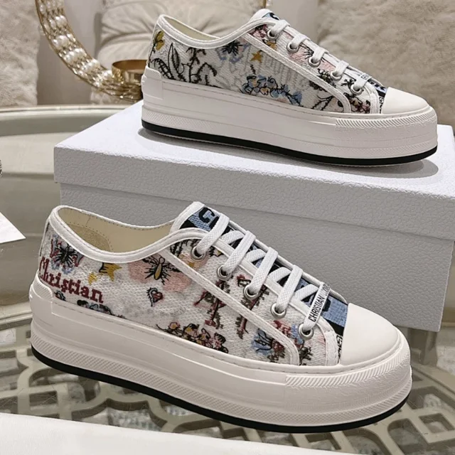 Dior Sneakers Frayed embroidered canvas platform product detail image 3