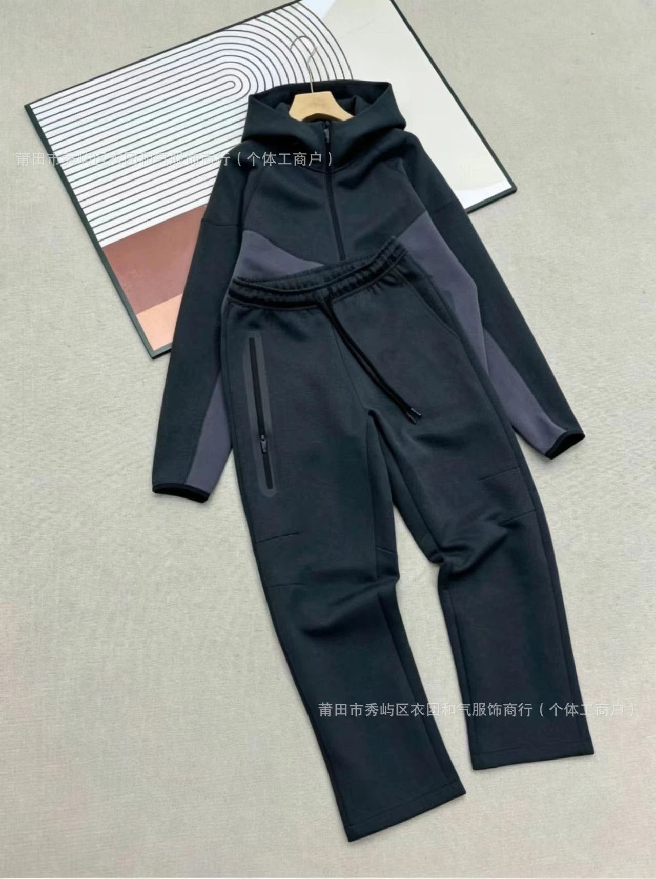 Set.Carbon Gray/Dark Gray