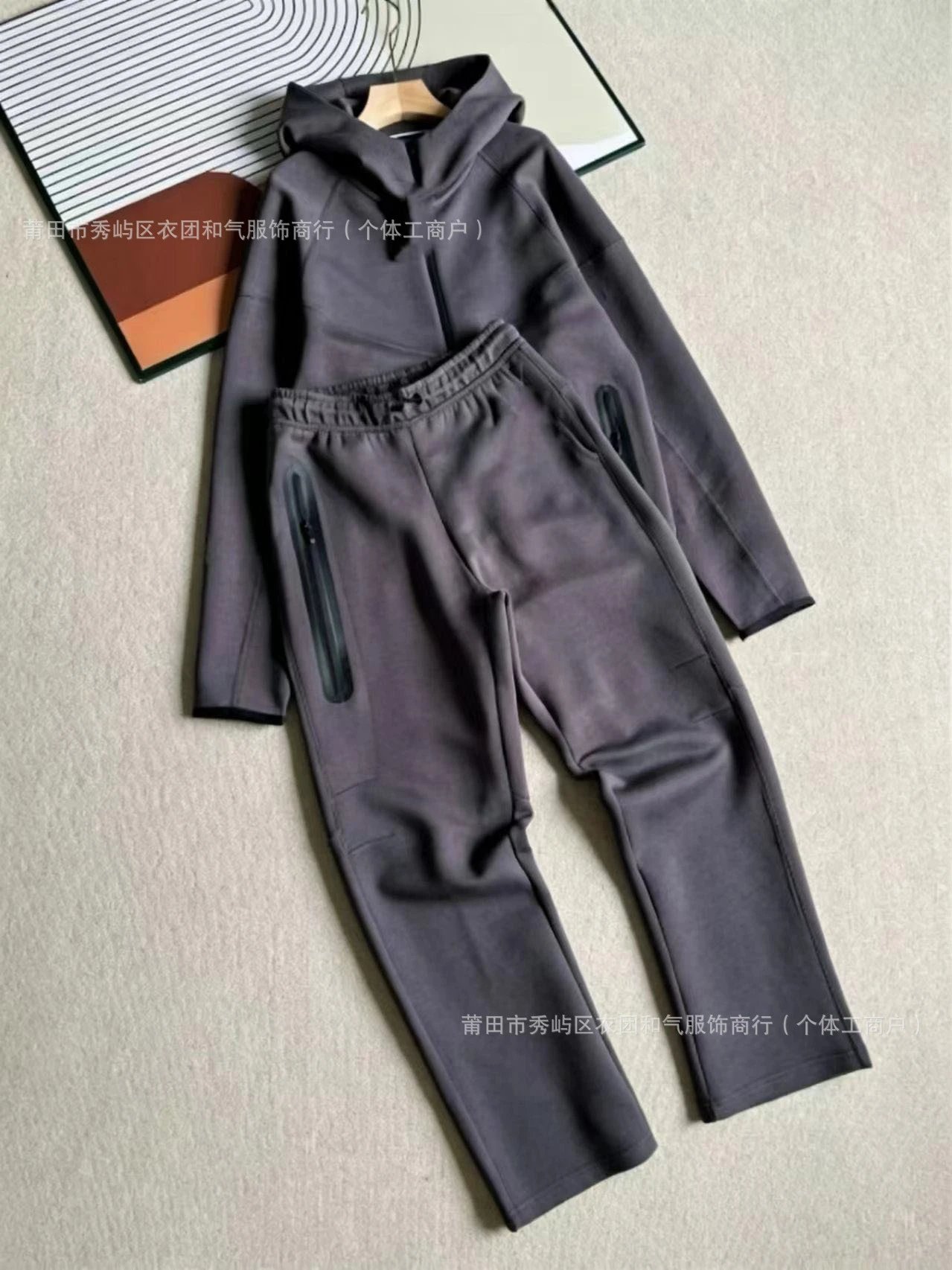 Set.Iron Gray