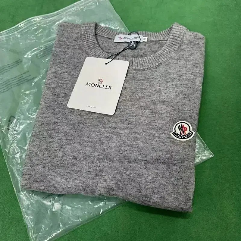 Moncler 2